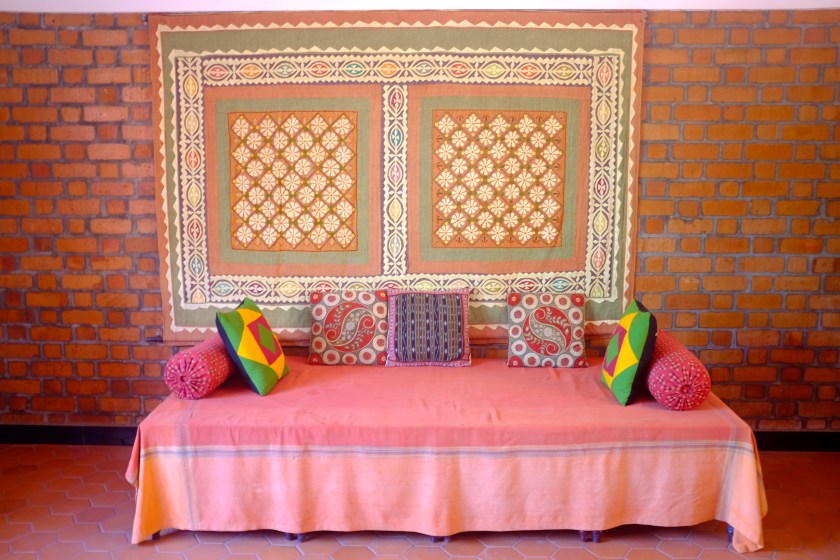 Looks pretty, but lacks comfort